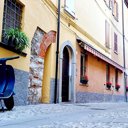 Iseo Portelle Holiday With Private Parking And Bike Storage Bagian luar foto