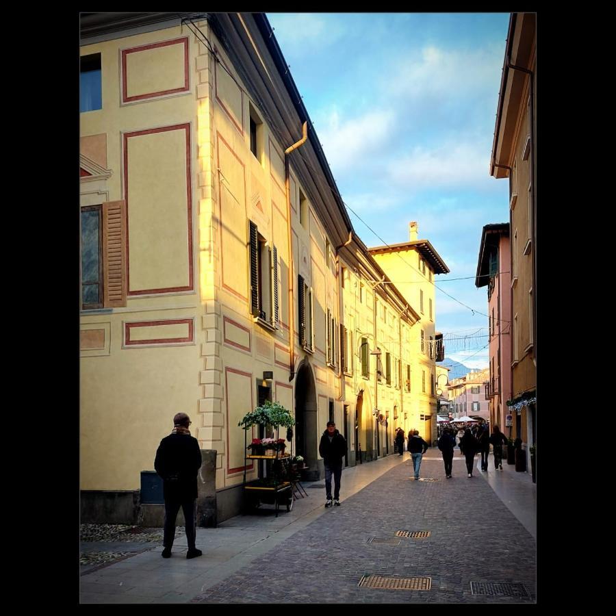 Iseo Portelle Holiday With Private Parking And Bike Storage Bagian luar foto