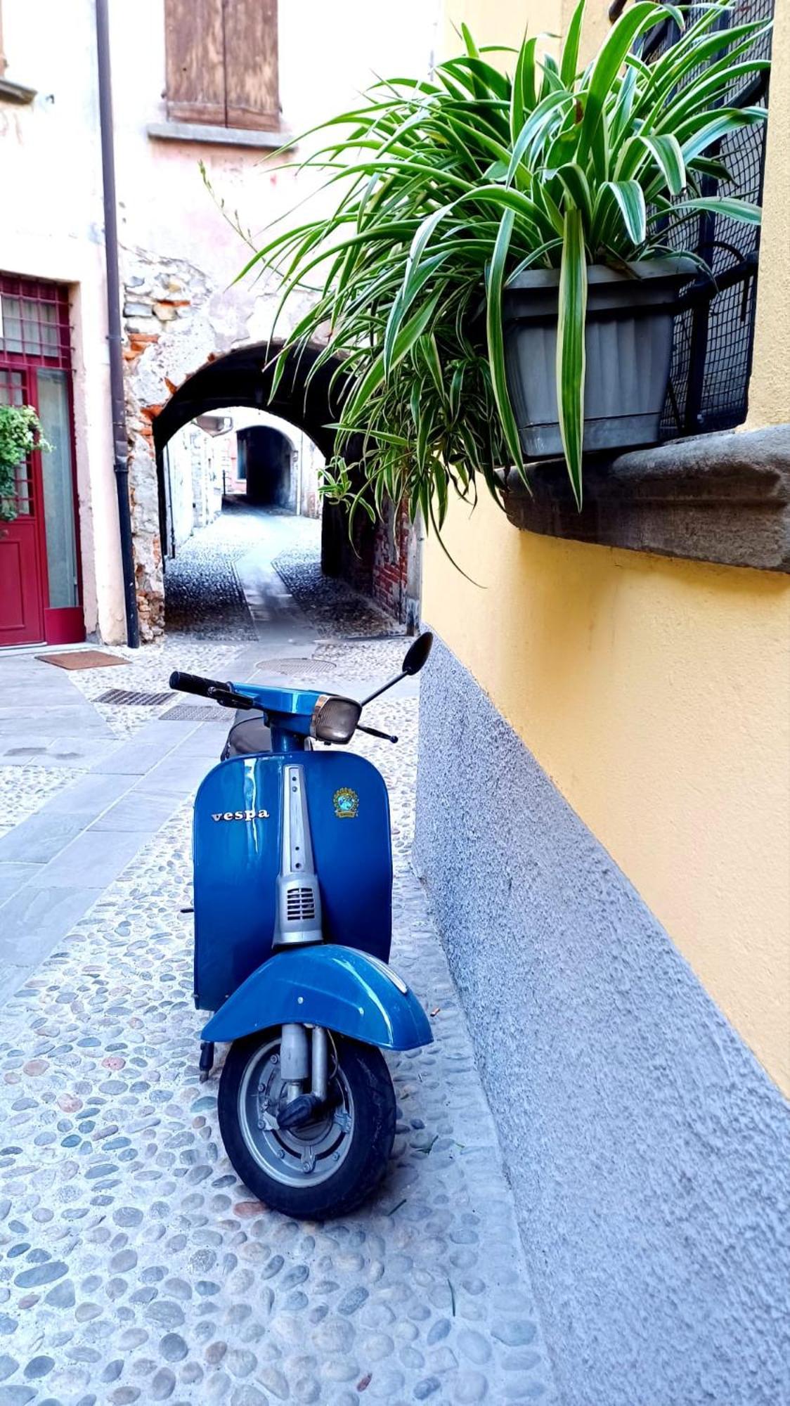 Iseo Portelle Holiday With Private Parking And Bike Storage Bagian luar foto