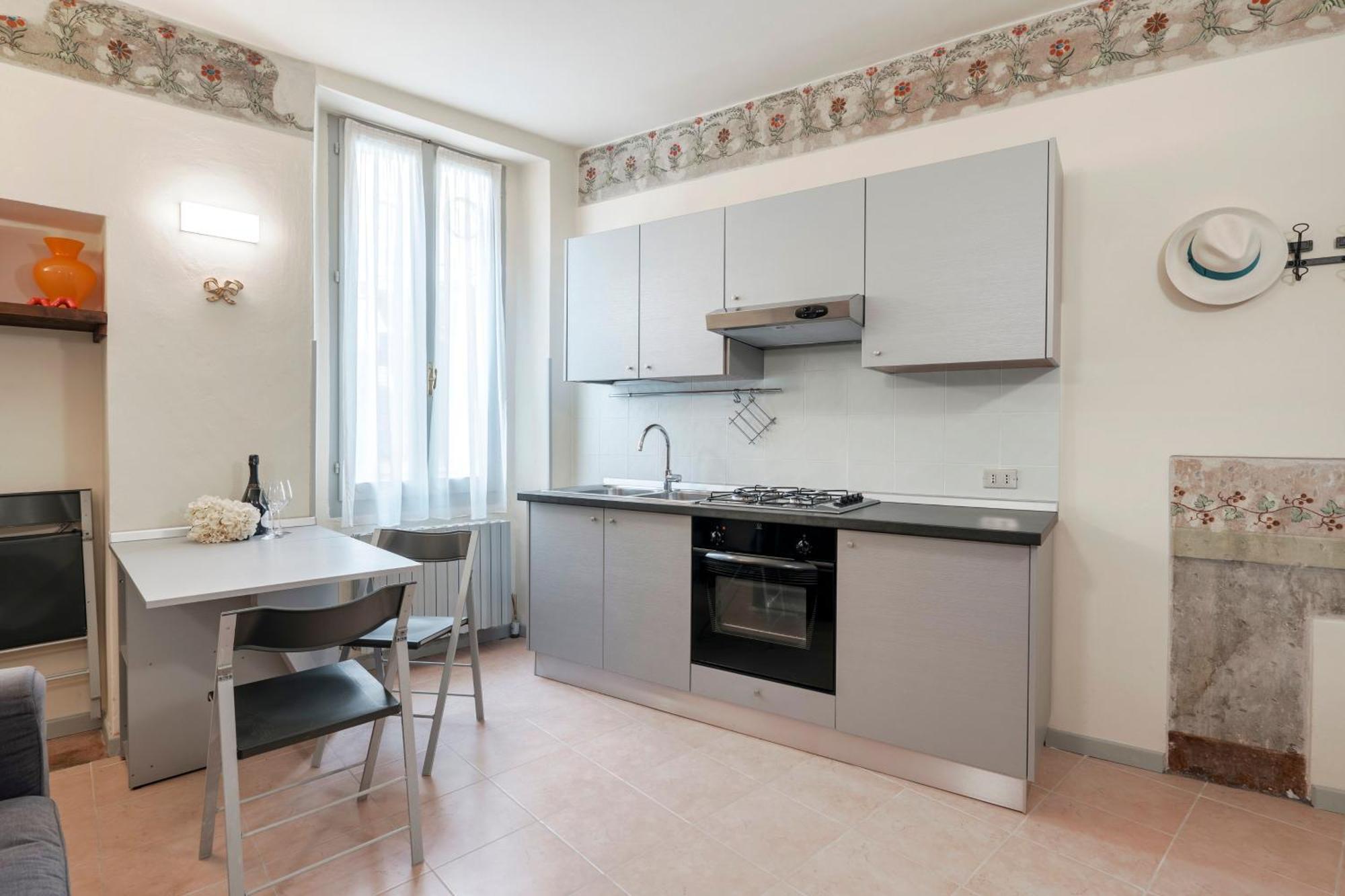Iseo Portelle Holiday With Private Parking And Bike Storage Bagian luar foto