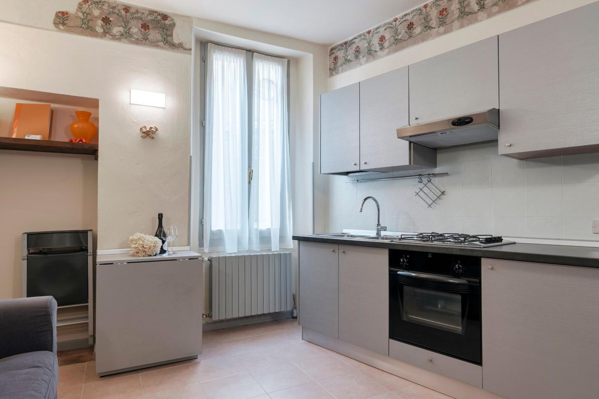 Iseo Portelle Holiday With Private Parking And Bike Storage Bagian luar foto