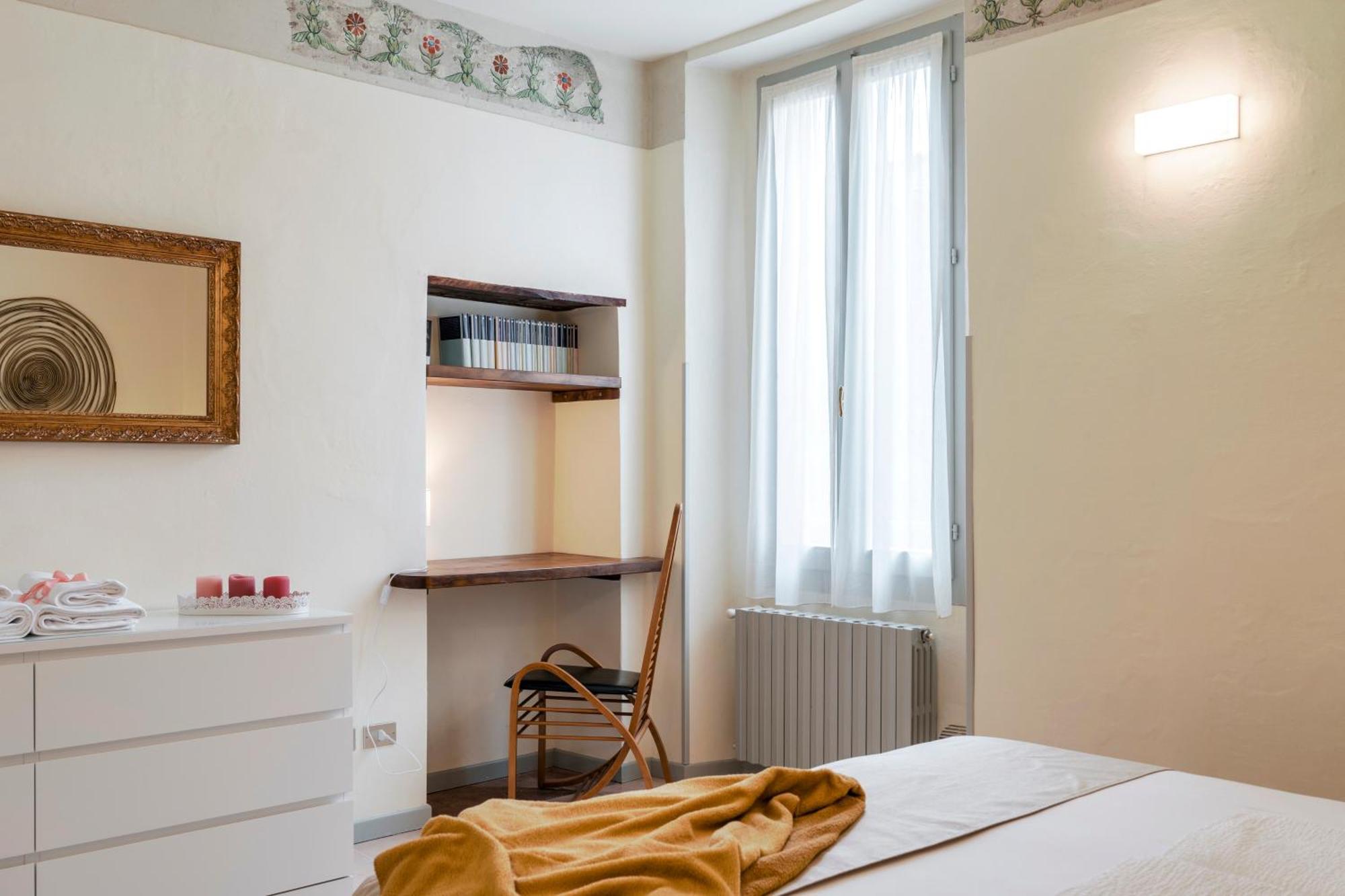 Iseo Portelle Holiday With Private Parking And Bike Storage Bagian luar foto